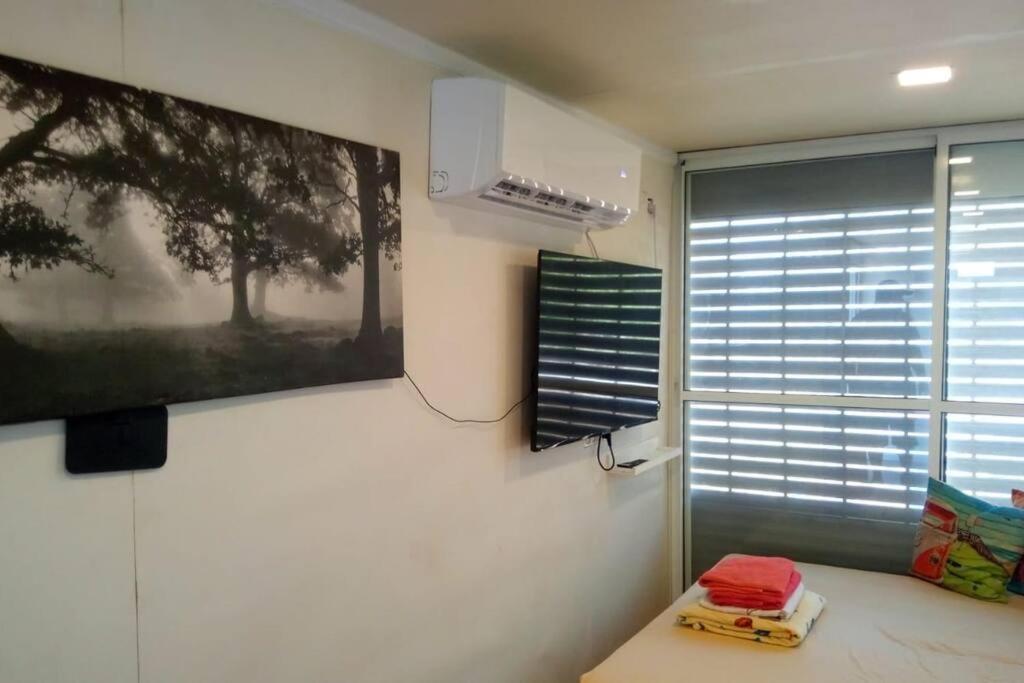 Luxury Caravan Truck In The Golan Heights Bruchim Qela' Alon Exterior photo